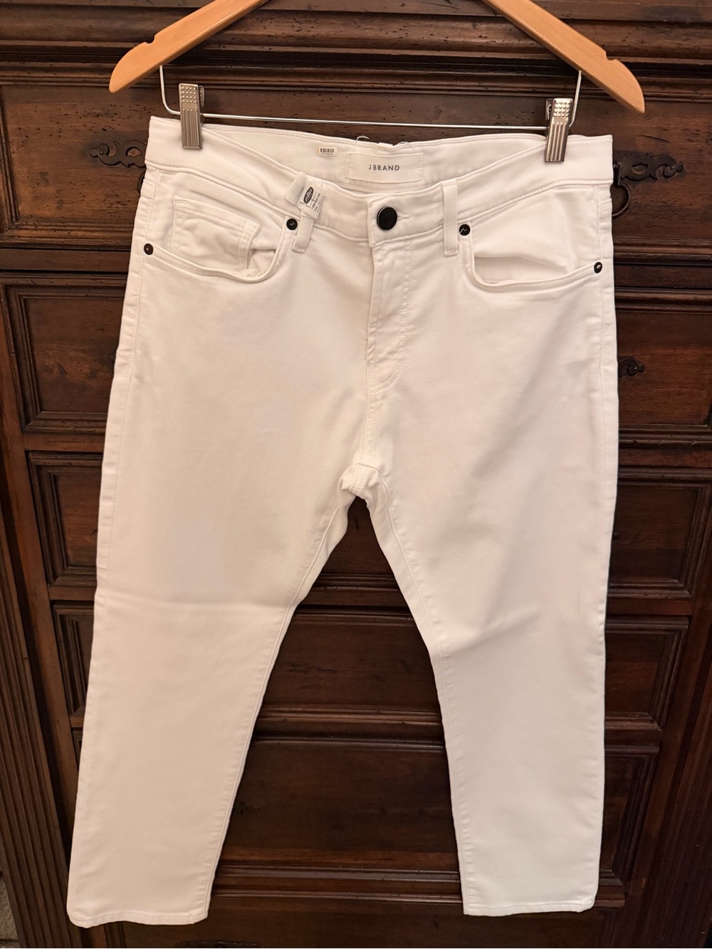 J Brand White Slim Crop Jeans with Black Hardware